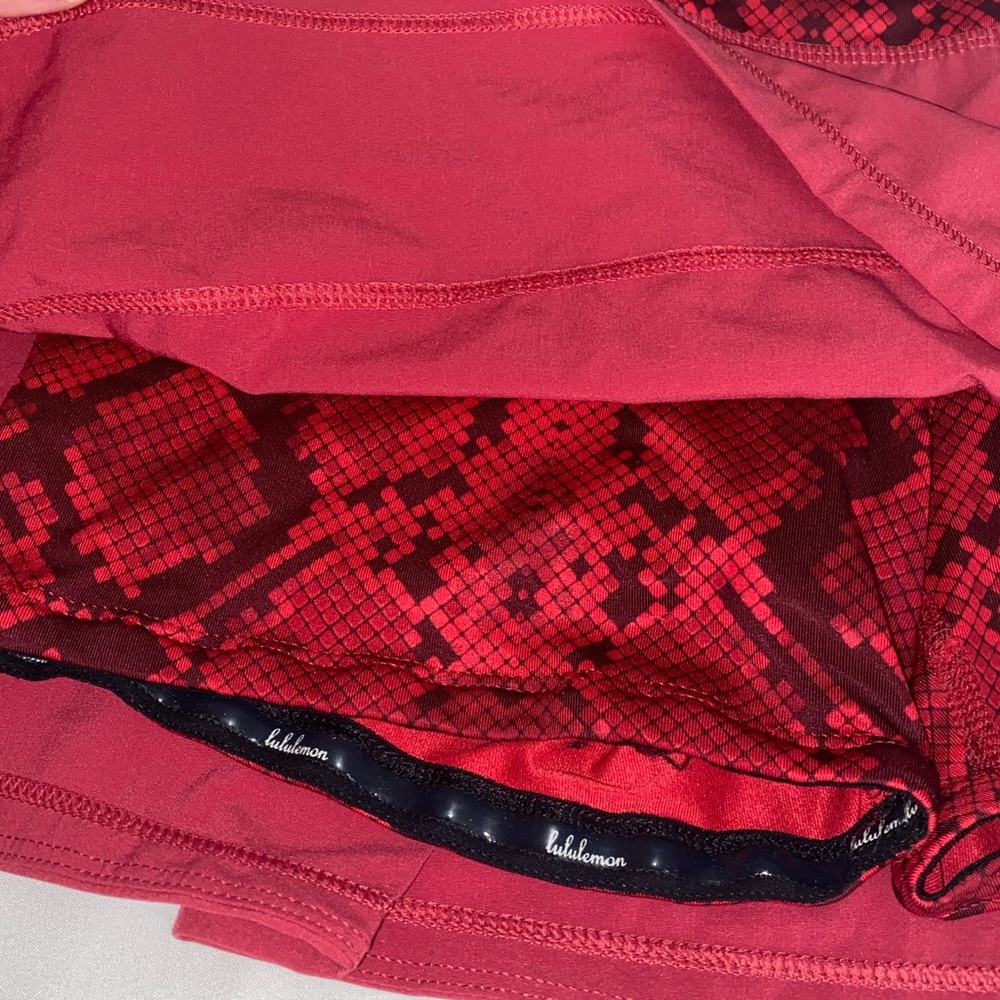 LULULEMON PACE RIVAL SKIRT RED - Picture 3 of 4